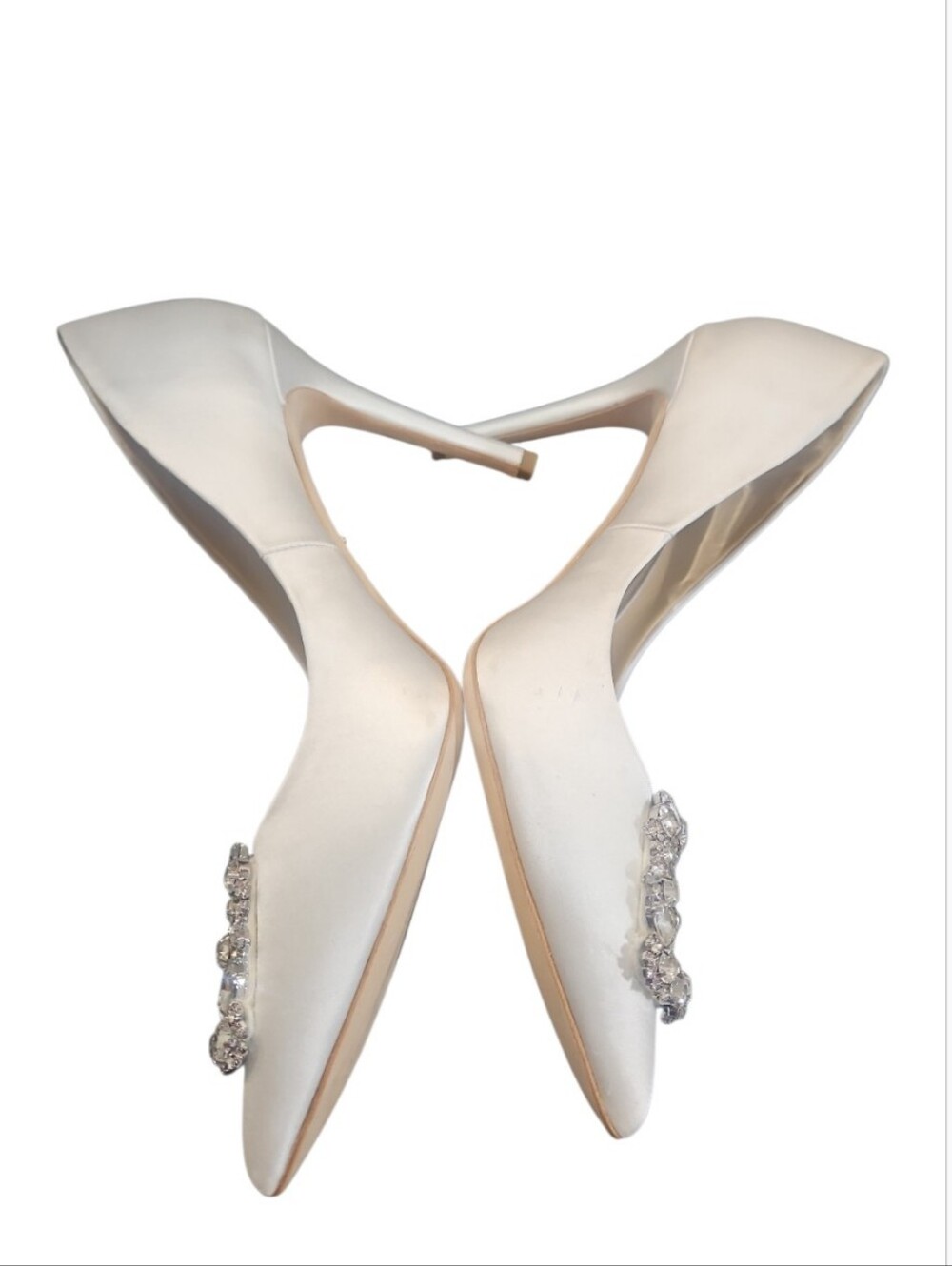 Badgley Mischka Cher Crystal Buckle Satin Pumps White Size 7.5 - Picture 9 of 16